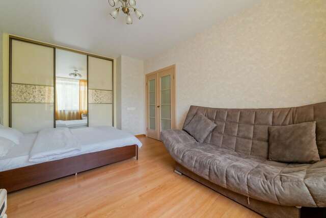 Апартаменты Apartments on Ploscha Yakuba Kolasa Минск-5
